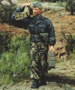 Warriors 1:35 *Started* Waffen SS Tanker with Jack Resin Model Figure Kit 35062