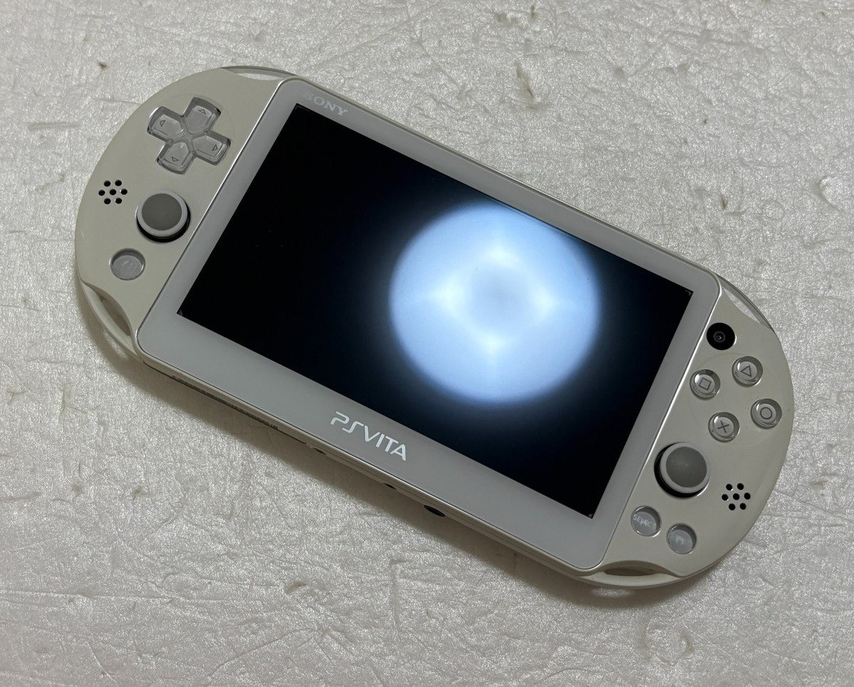 PlayStation Vita - vita ガンダム　1 71MrA6pvDZL._UF1000,1000_QL80_.jpg