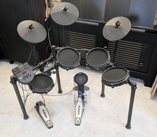 Alesis Nitro Mesh Drum Kit - Barely used good condition