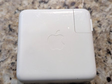 Original 61W USB-C AC Adapter Charger for Apple MacBook Pro 13" A1947 USED