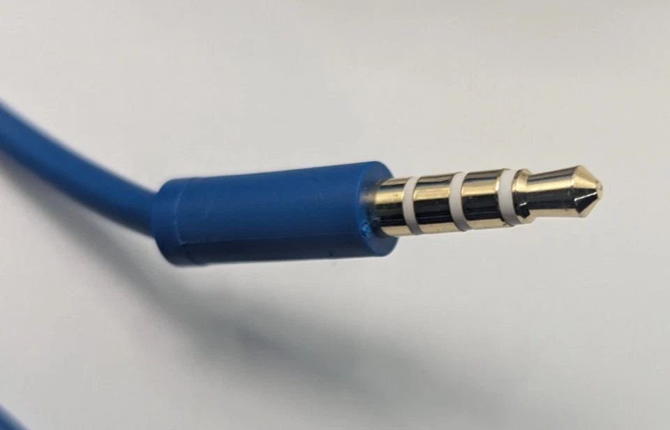 Lote de 2 fones de ouvido Beats by Dr Dre Solo/Solo HD fio branco azul testado limpo - Imagem 2 de 4