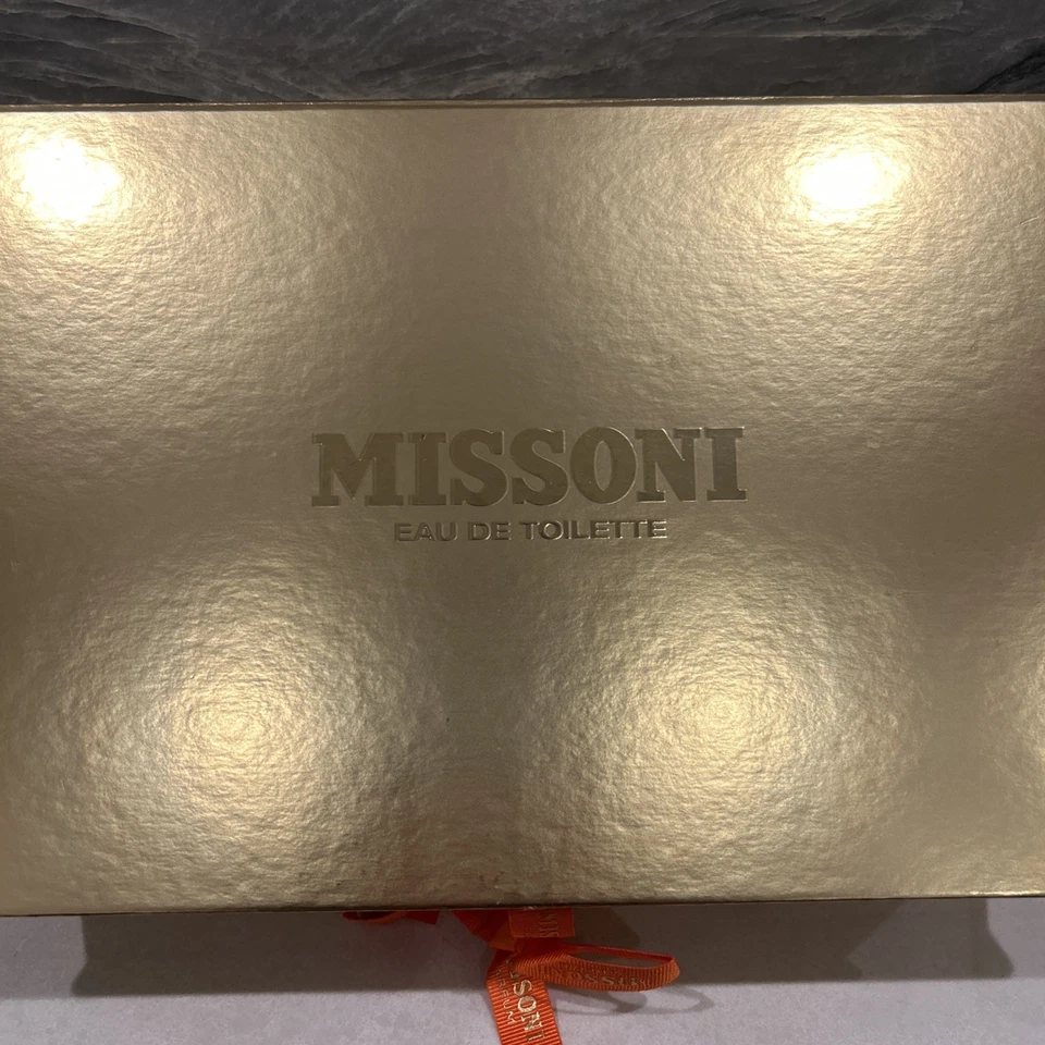 Missoni 3.4oz Women Eau de Toilette Gift Set Spray, Shower Gel, Body Lotion - Image 3 of 3