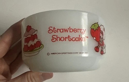 Anchor Hocking Fire King Bowl Strawberry Shortcake Vintage 1980 Milk Glass Bowl