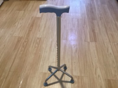 EX SHOP DISPLAY SEHR STABIL HÖHENVERSTELLBAR 4 BEIN STICK.73 bis 96 cm HÖHE