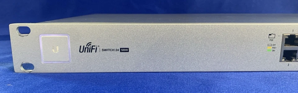 Conmutador Ethernet y cable de alimentación Ubiquiti UniFi US-24-500W 24 puertos PoE+ *Ver descripción* Foto 2 de 4