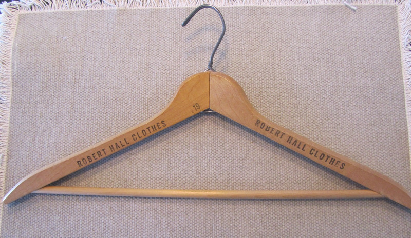 ANTIQUE ROBERT HALL CLOTHING STORE 19" INCH WOOD HANGER U.S.A.