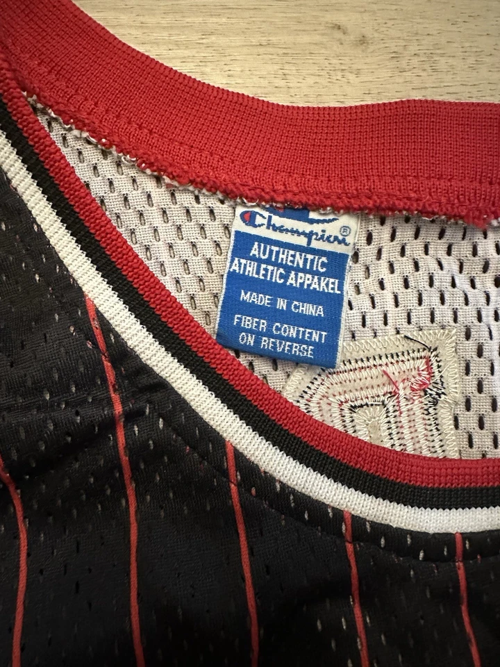 Camiseta Michael Jordan Chicago Bulls a Rayas Negra NBA 23 Talla 48 Campeón Foto 4 de 4