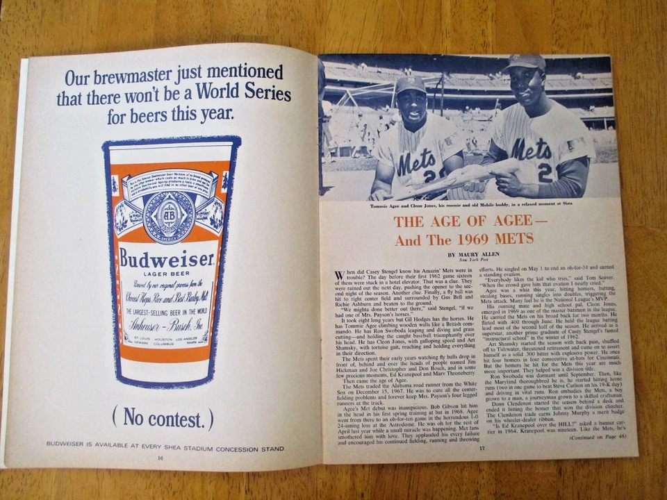 1969 New York Mets World Series Official Program w Team Photo Insert Original - Image 3 of 3