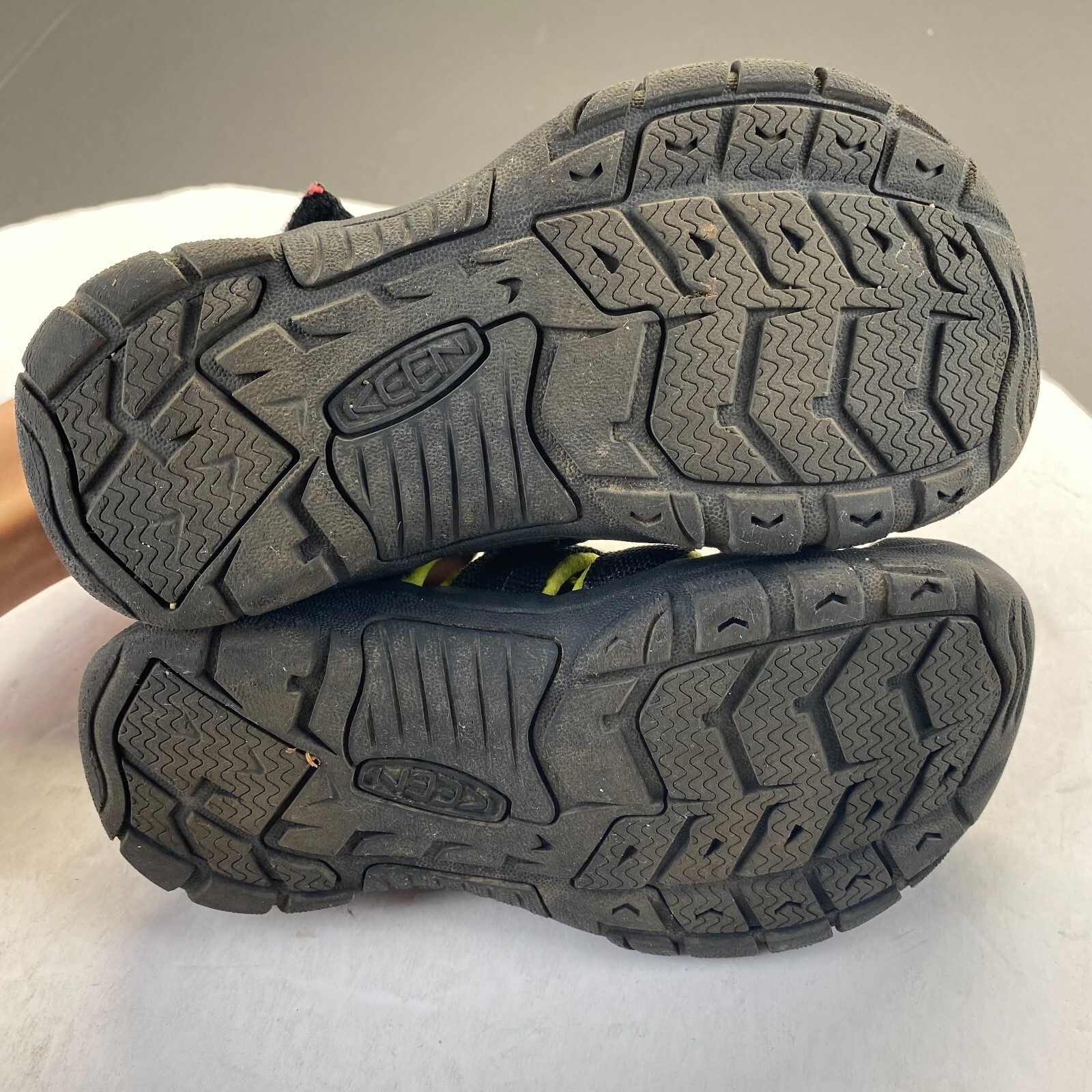 Keen Big Sandali Bambini Scarpe Acqua Taglia 2 Nero Verde Lavabili Calzature Casual