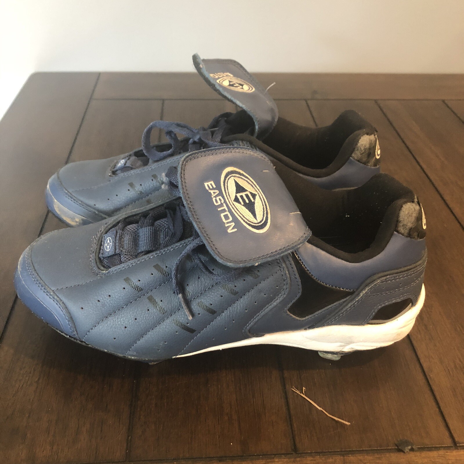 Easton Men's Blue Baseball Cleats Size 8 M1243 eBay
