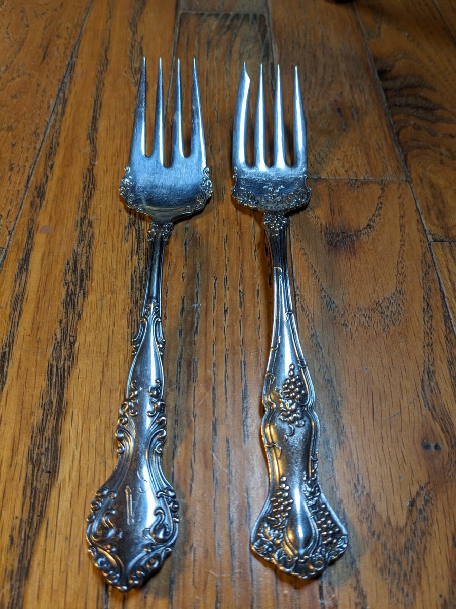 1847 Rogers Silverplated Antique Grape Pattern Cold Meat