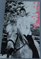 Autogramm Marie Versini franz&ouml;sische Film- und TV-Schauspielerin (100340)