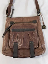 The sak brown leather shoulder bag purse zipper pockets crossbody