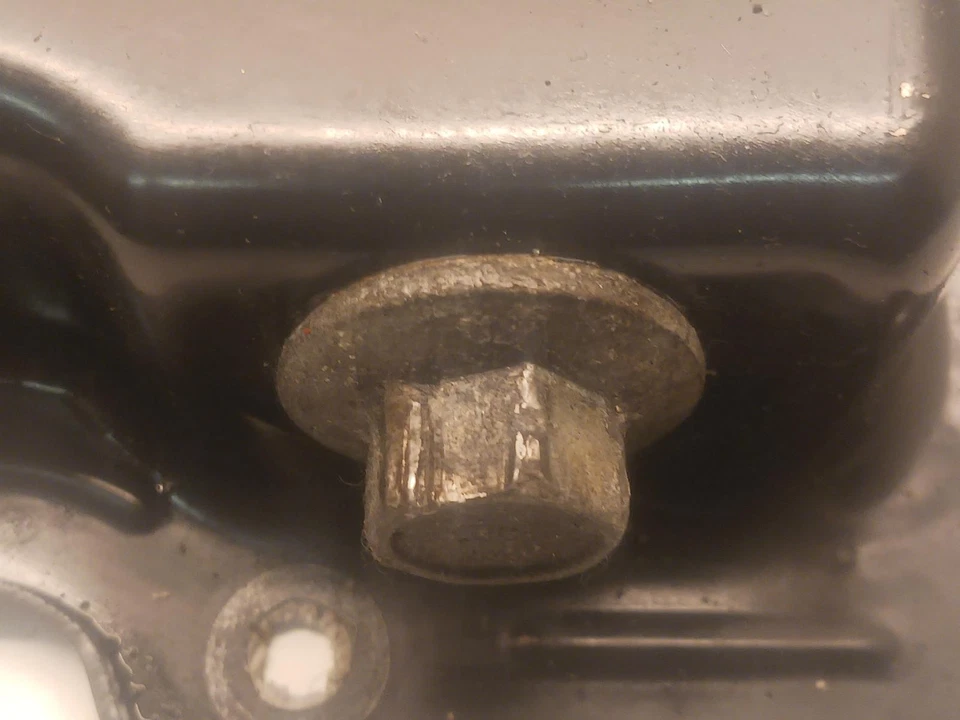 '16-'22 Chevrolet Colorado cárter de aceite 2,5 L 4x2 OEM ¡6 meses de garantía! Foto 3 de 4