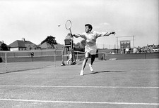 Althea Gibson in action 1950s Historic Old Sports Photo 1