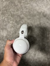 Skullcandy Uproar On-Ear Bluetooth/3.5mm Headphones Mic White/Black