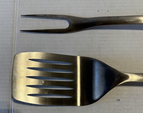 WEBER STYLE -2 Piece Stainless Steel Barbecue BBQ Utensil Set Spatula & Fork - Picture 6 of 7