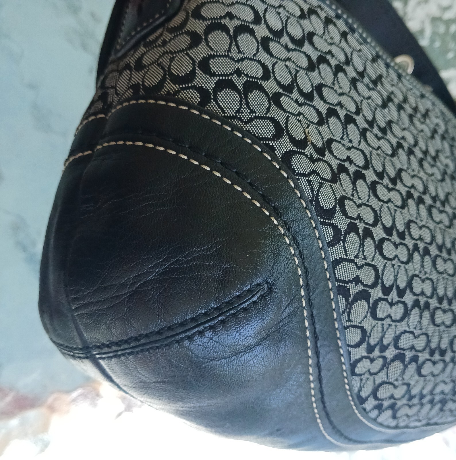 Coach  F10926 Vintage Soho Black Leather & Signature C Canvas Shoulder/Tote Bag image 8