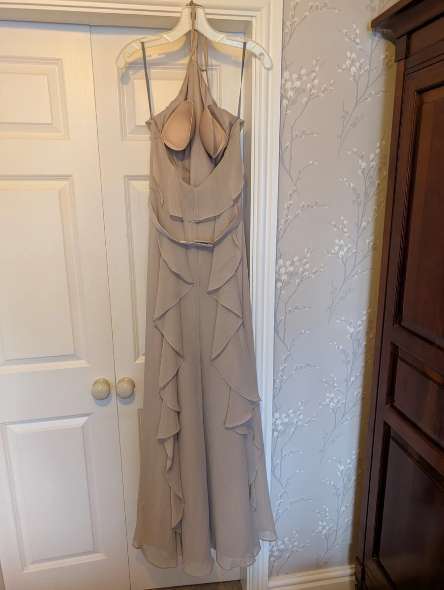chiffon sheath wedding dress White Simple Court Train Applique -Bridelily making it a captivating Color:Floral-Print 2011 Davids Bridal Plus Size: 2X