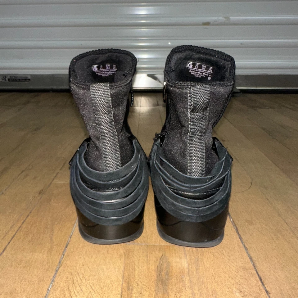 Женские сапоги Bzees Mojo размер 8,5 черные удобные с арочной поддержкой на боковой молнии - Изображение 3 из 4