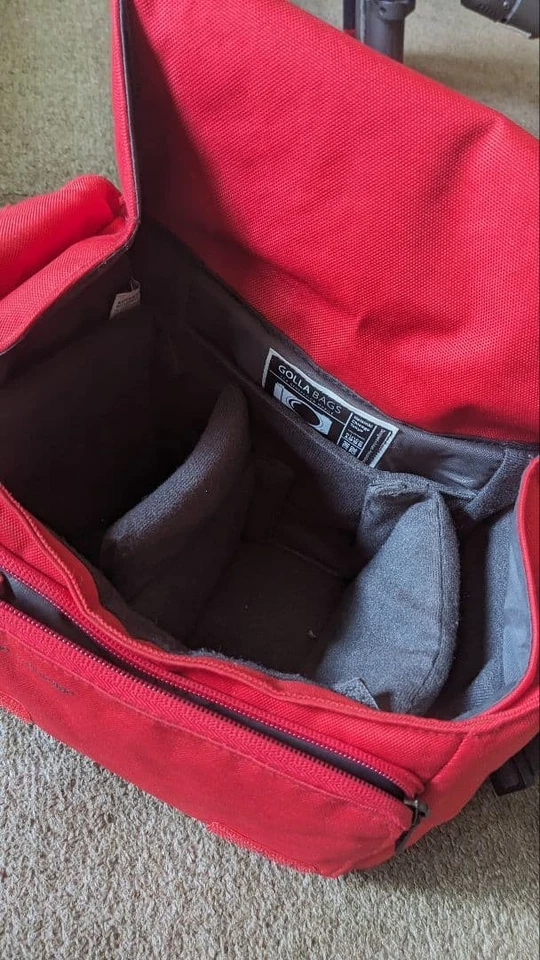 Bolsa para cámara Golla roja con divisores Foto 3 de 4