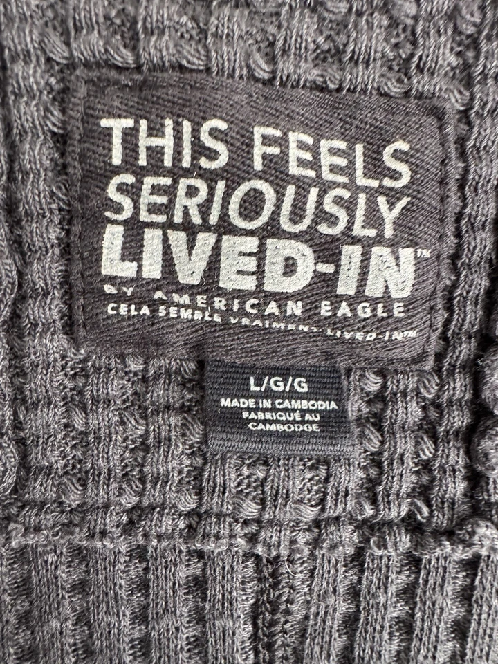 American Eagle This Feels Seriously Lived 尺寸 L 华夫格针织 热超大 — 第 3/4 张图片