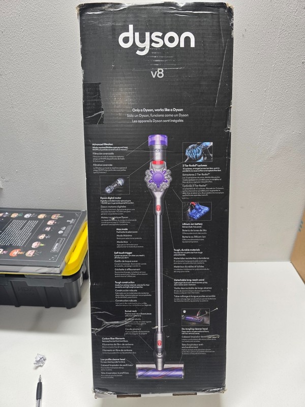 Dyson V8 Stick Vacuum