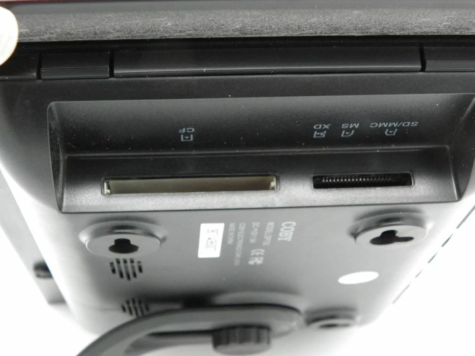 Burgundy COBY DP702 Digital Photo Desk Frame With Power Adapter - Image 2 of 4