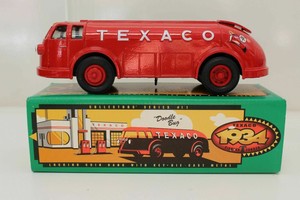 texaco 1934 diamond t tanker