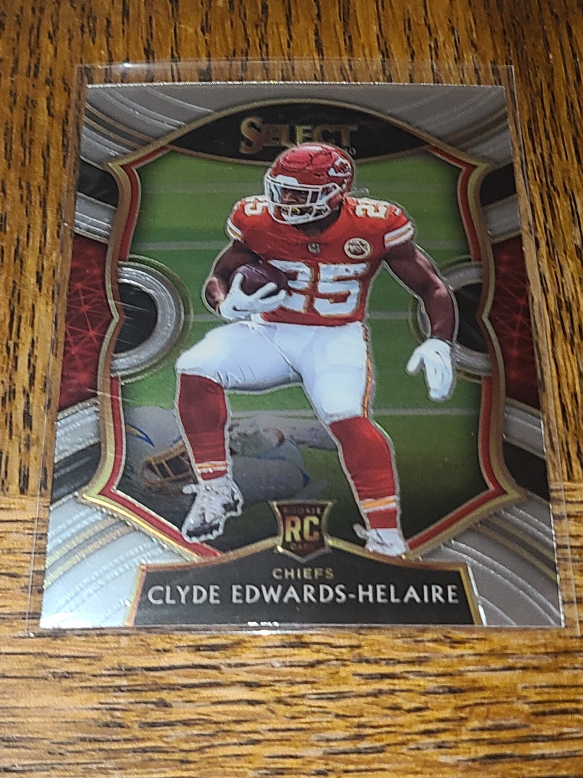 CHIEFS CLYDE EDWARDS-HELAIRE 2020 SELECT CONCOURSE #54 ROOKIE CARD RC