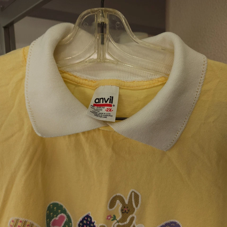 Camiseta para mujer Vint primavera conejito de Pascua 2X yunque amarillo manga corta Grandmacore Foto 3 de 4