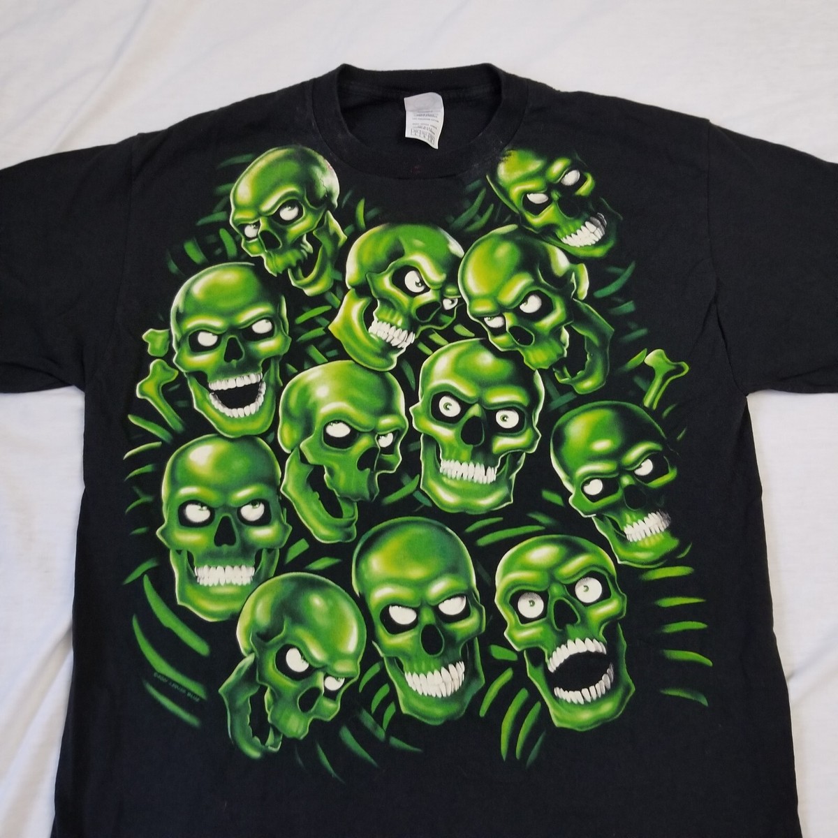 Vintage Liquid Blue Skull Pile T Shirt Mens Large Green Black AOP
