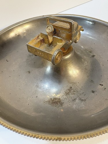 Antique Cast Metal Willie’s Jeep Dealer Promo Cigar Cigarette Ashtray