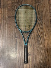 Wilson Blade 98 V9 16x19 Grip Size 4 1/4