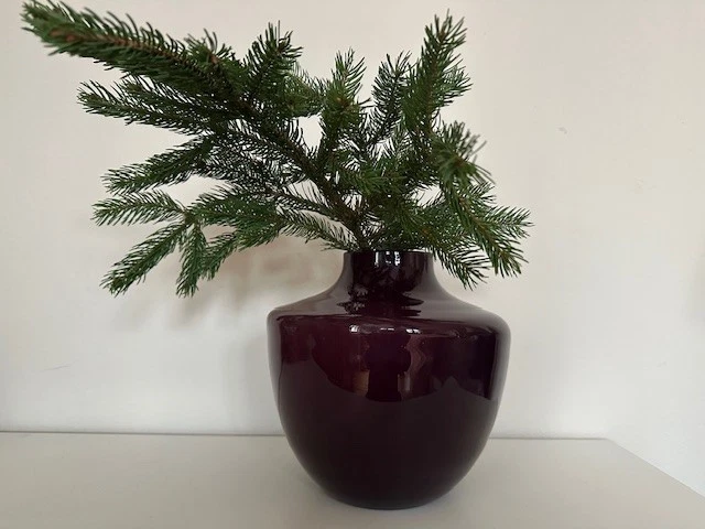 DUTZ Vase — Farbe: Pflaume — Höhe 22 cm