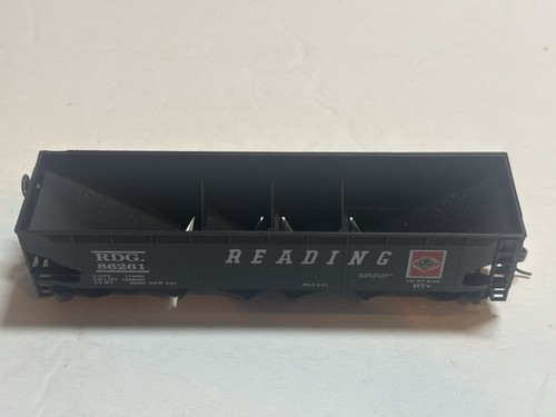 Tolva abierta Athearn escala HO 4 bahías lectura 86261 con Kadees | Zustand: Used