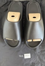 YEEZY YS-01 Slides: Black HQ6448 : 11 Men  s NEW IN BAG 