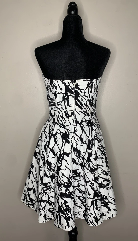 Vestido de festa vintage Lillie rubi saia puff preto branco estampa abstrata feminino 12 - Imagem 4 de 4