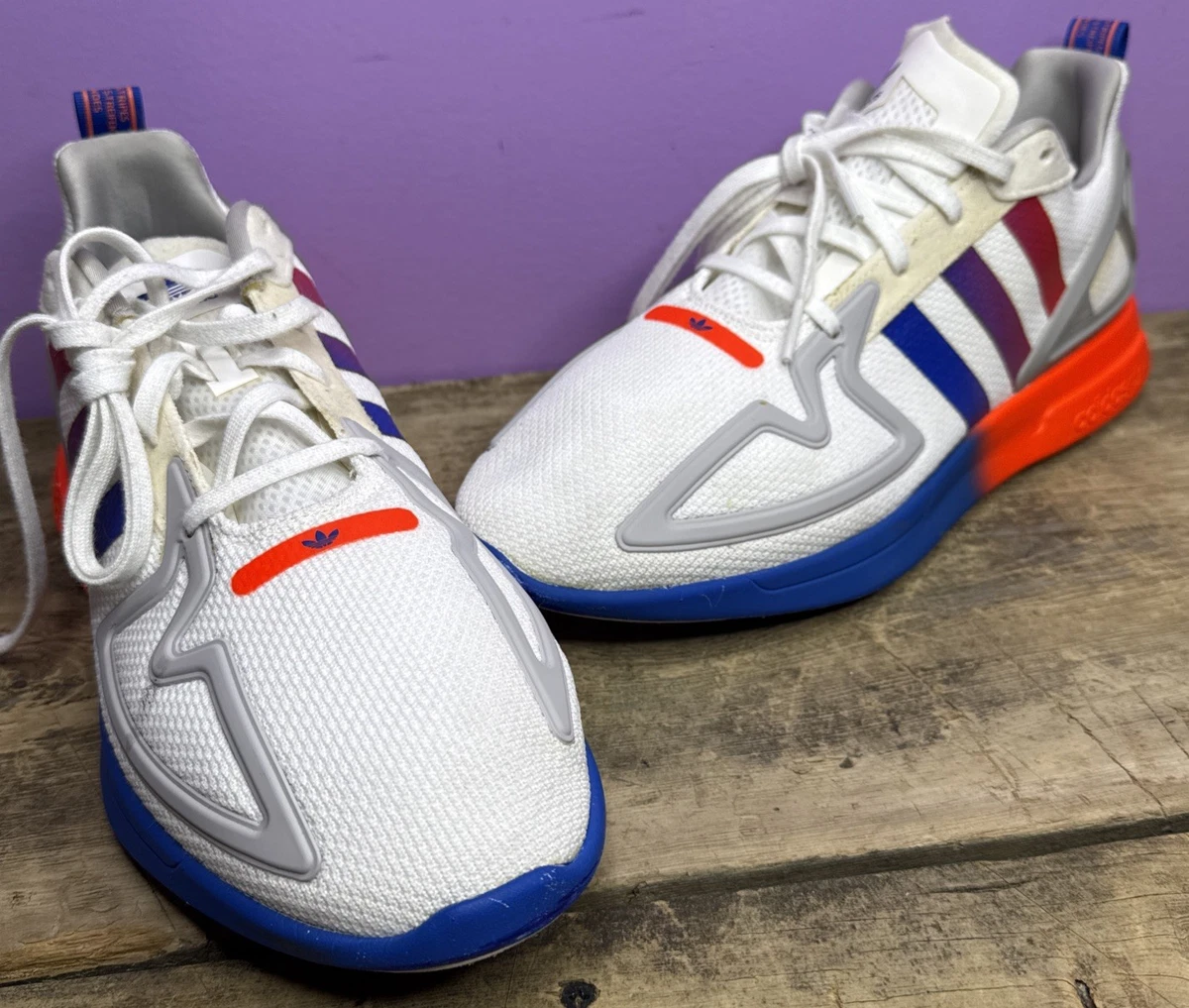 Preços baixos em adidas ZX 2K Flux Gradient Sole - Core Black | eBay
