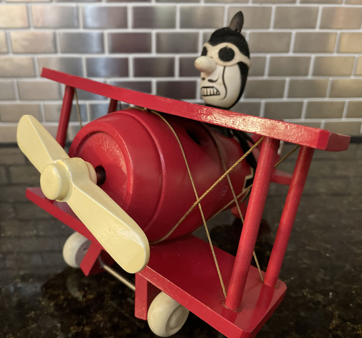 Snoopy Red Baron Wooden Music Box Peanuts Bi-plane Snoopy's Snoopy Red Baron Wooden Music Box Peanuts Bi-plane Snoopy's