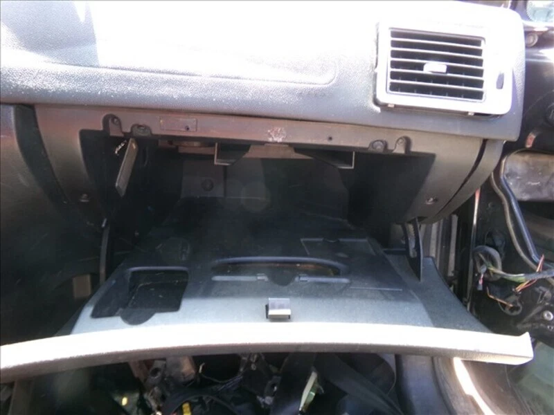 glove compartment 95089 for PEUGEOT 307 2.0 G CABRIO 2001-2005 2005 - Image 2 of 4