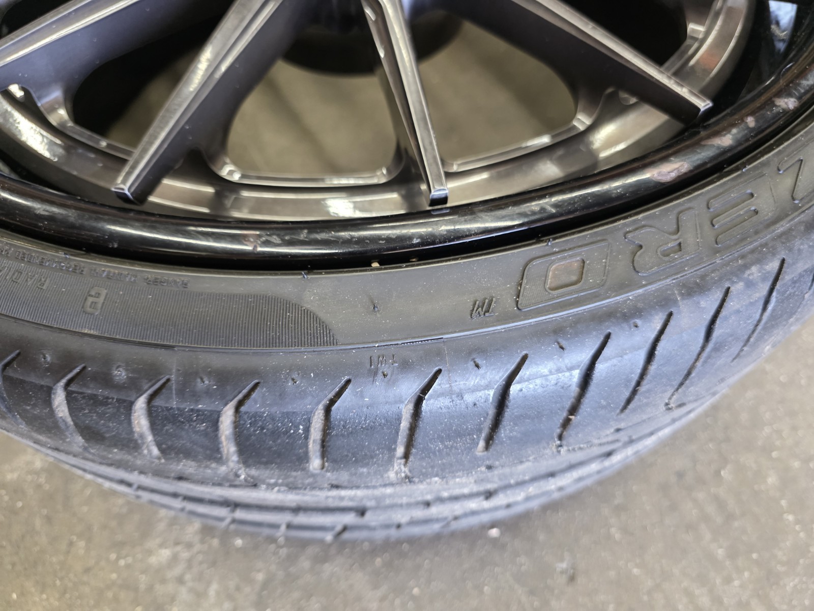 FERRARI 458 488 F8 ADV1 CS SERIES 7510 WHEELS SET WITH TIRES 