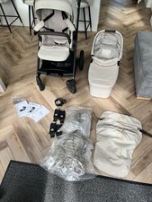 Nuna Mixx Pushchair Carrycot Bundle – very Good Condition