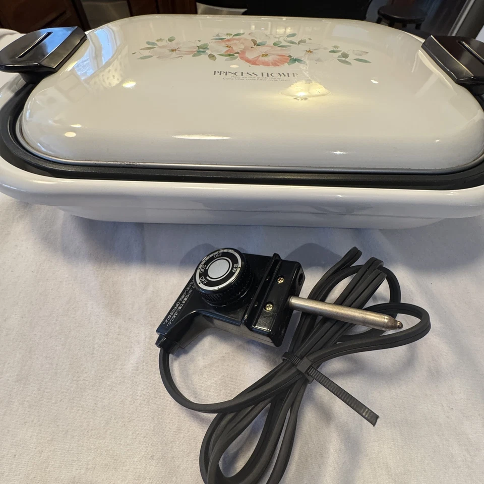 Plancha Zojirushi Vintage Japón EHKF10 Antiadherente Princesa Flores Nunca Usada Foto 2 de 4