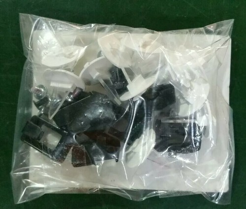 SAMSUNG TV UE49MU6205K Screws & Mounting Accessories - Picture 2 of 2