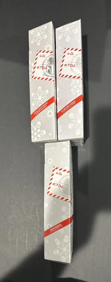 Hasbro Black Series Star Wars Holiday-SnowTrooper, Mandalorian Warrior, KX Droid Foto 2 de 4