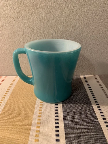 1/ VTG FIRE KING TEAL TURQUOISE  D HANDLE MUG