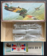 SMER 1/50-SCALE AVIA BH.11 TWO-SEAT SPORT AIRCRAFT CZECHOSLOVAKIA KIT# 121 (1970
