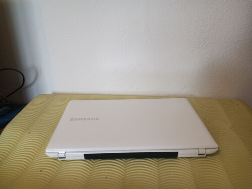 SAMSUNG np270e5j 15,6" i5-4200m 8gb 500GB nvidiageforce 710m 2GB WIN11 - Foto 4 di 8