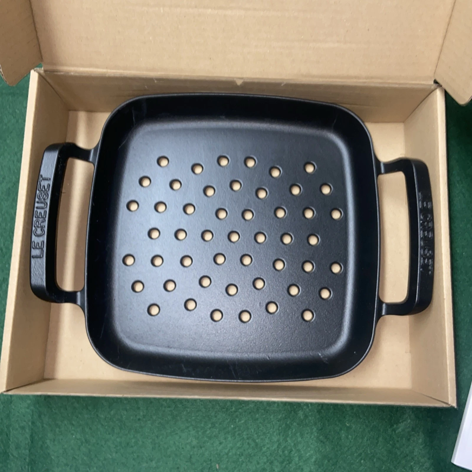 Le Creuset Square Grilling Basket ~ New with Original Box & Instruction Book